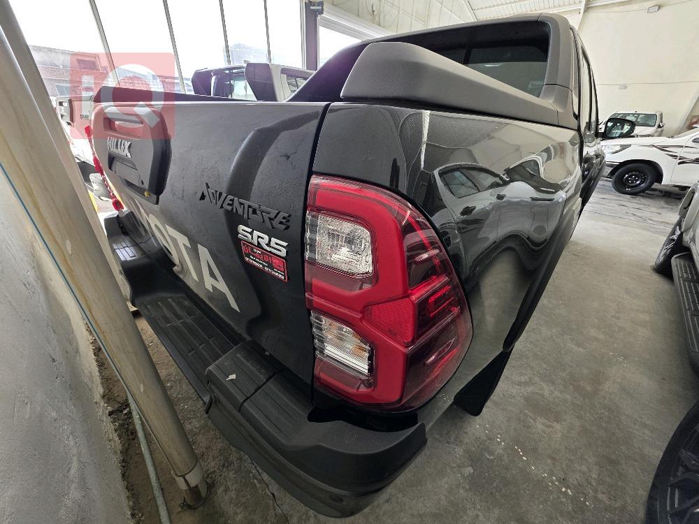 تويوتا هايلوكس